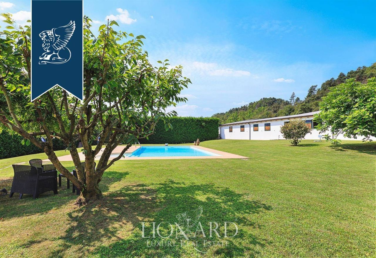 Ферма в Борго-Тичино, Италия, 800 м² - фото 5