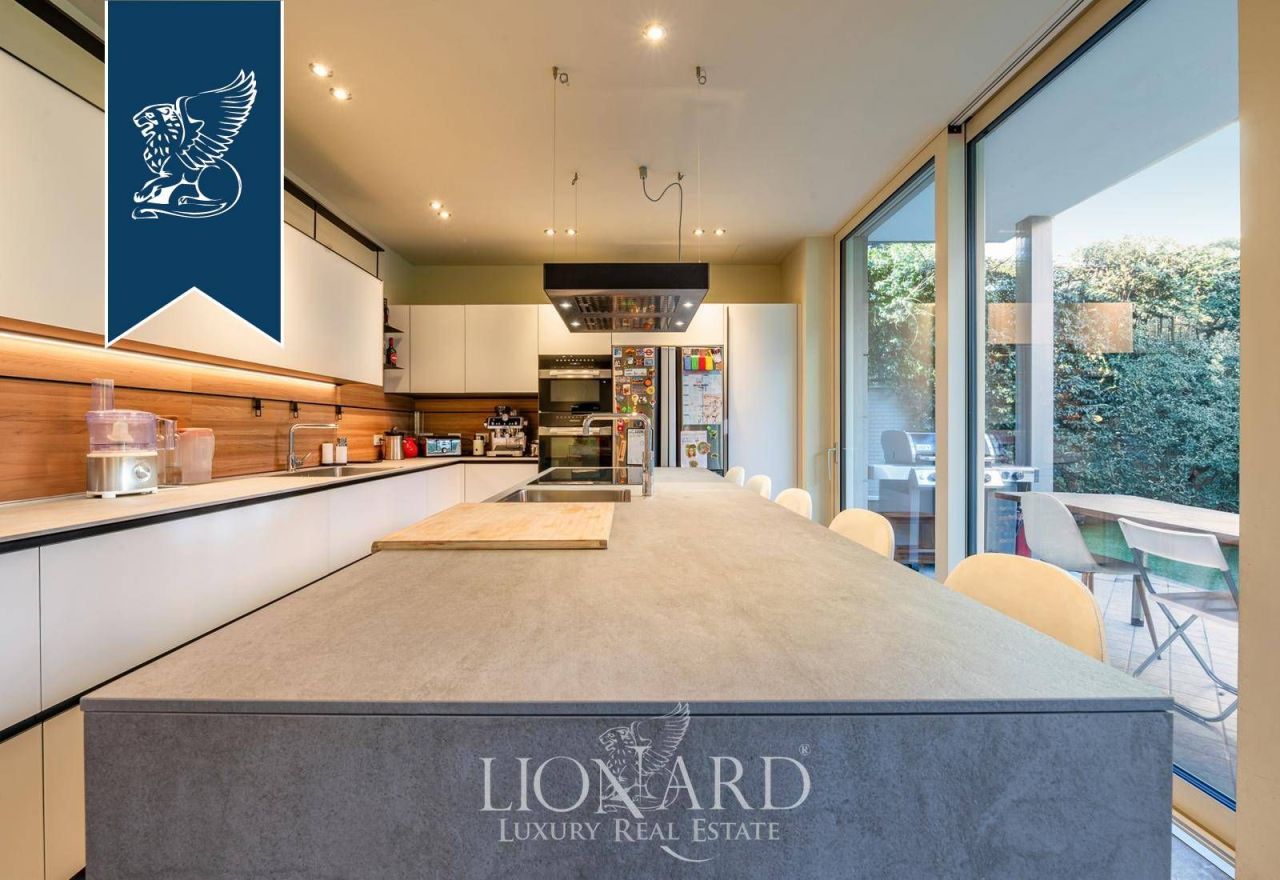 Вилла в Милане, Италия, 265 м² - фото 5