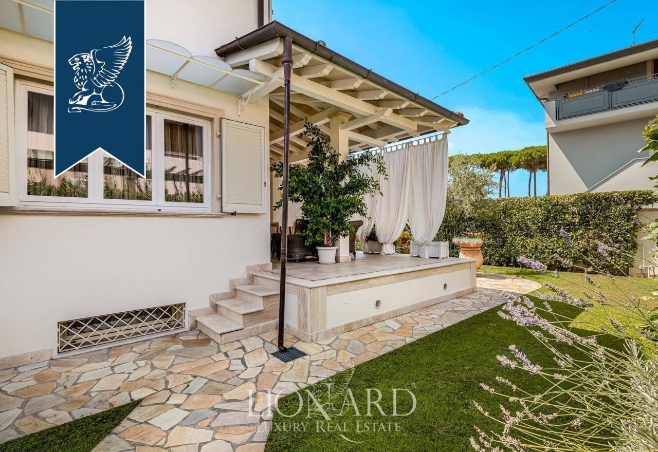 Вилла в Пьетрасанте, Италия, 298 м² - фото 5