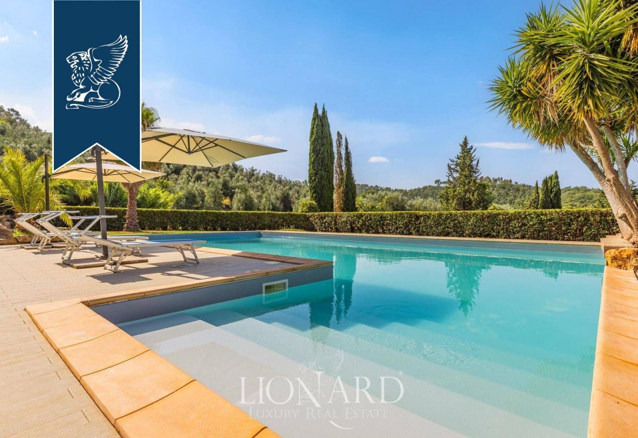 Вилла в Суверето, Италия, 500 м² - фото 6