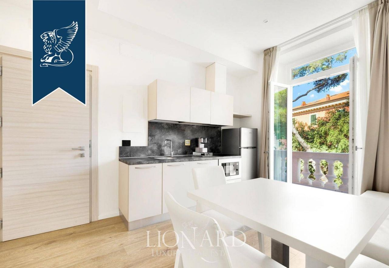 Отель, гостиница в Розиньяно Мариттимо, Италия, 671 м² - фото 6