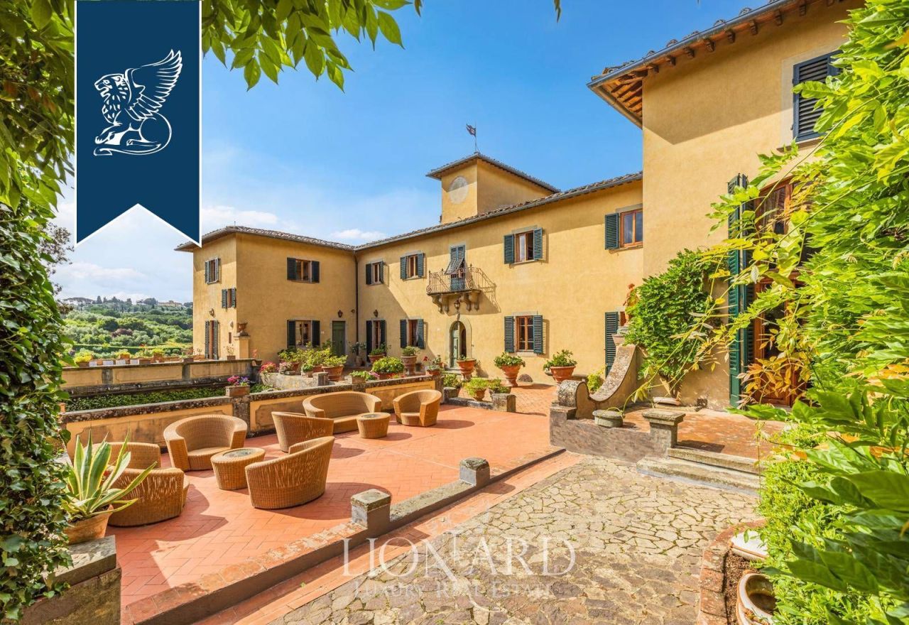 Вилла во Флоренции, Италия, 1 200 м² - фото 7