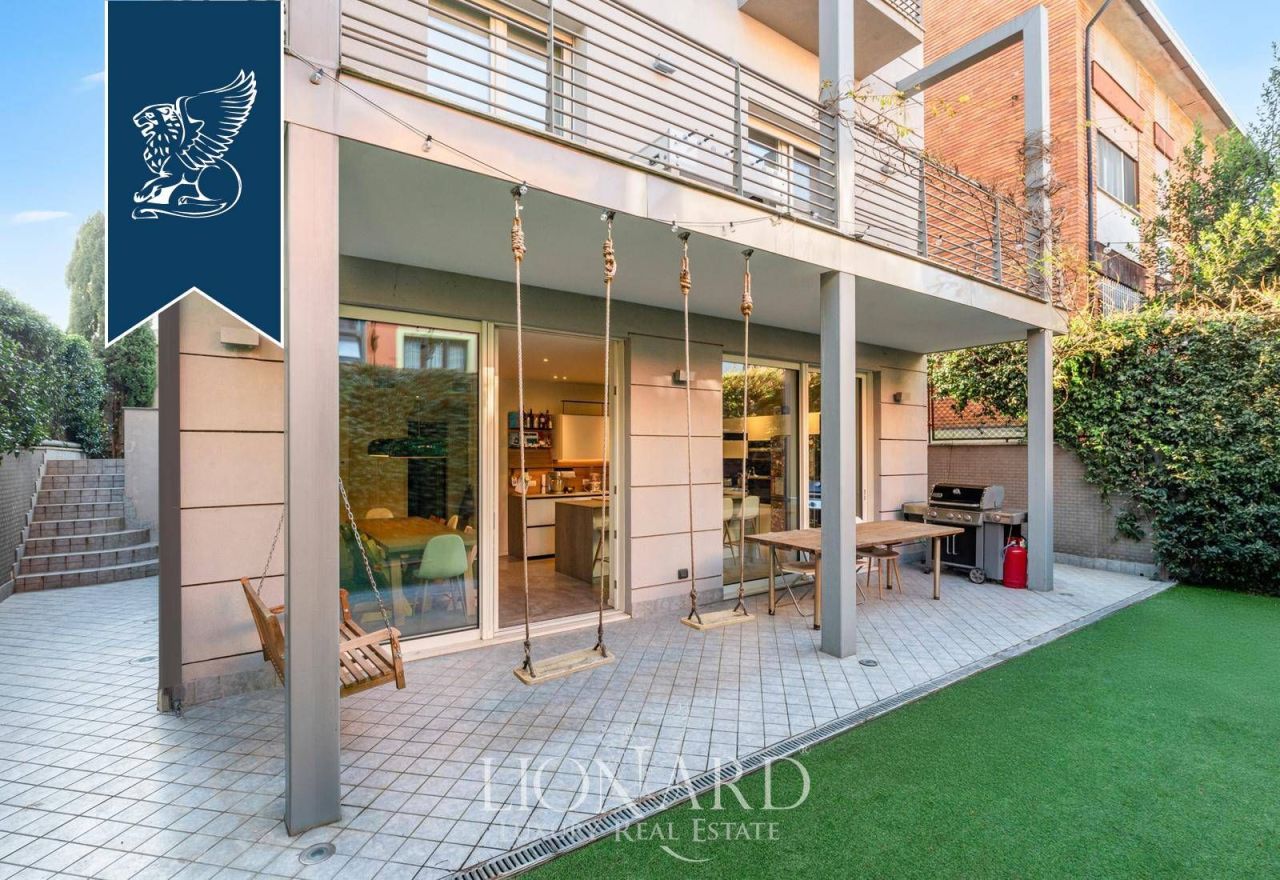 Вилла в Милане, Италия, 265 м² - фото 7