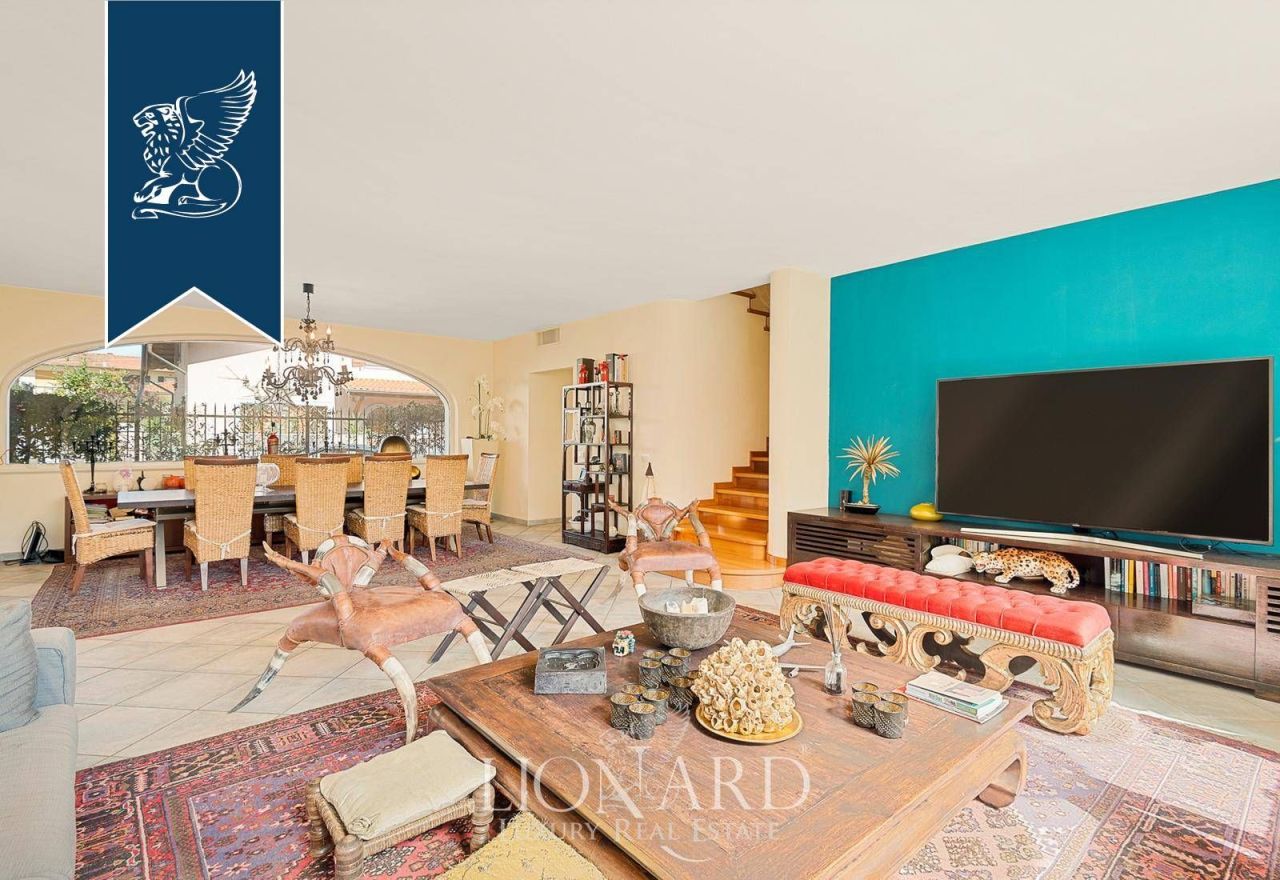 Вилла в Форте деи Марми, Италия, 550 м² - фото 8