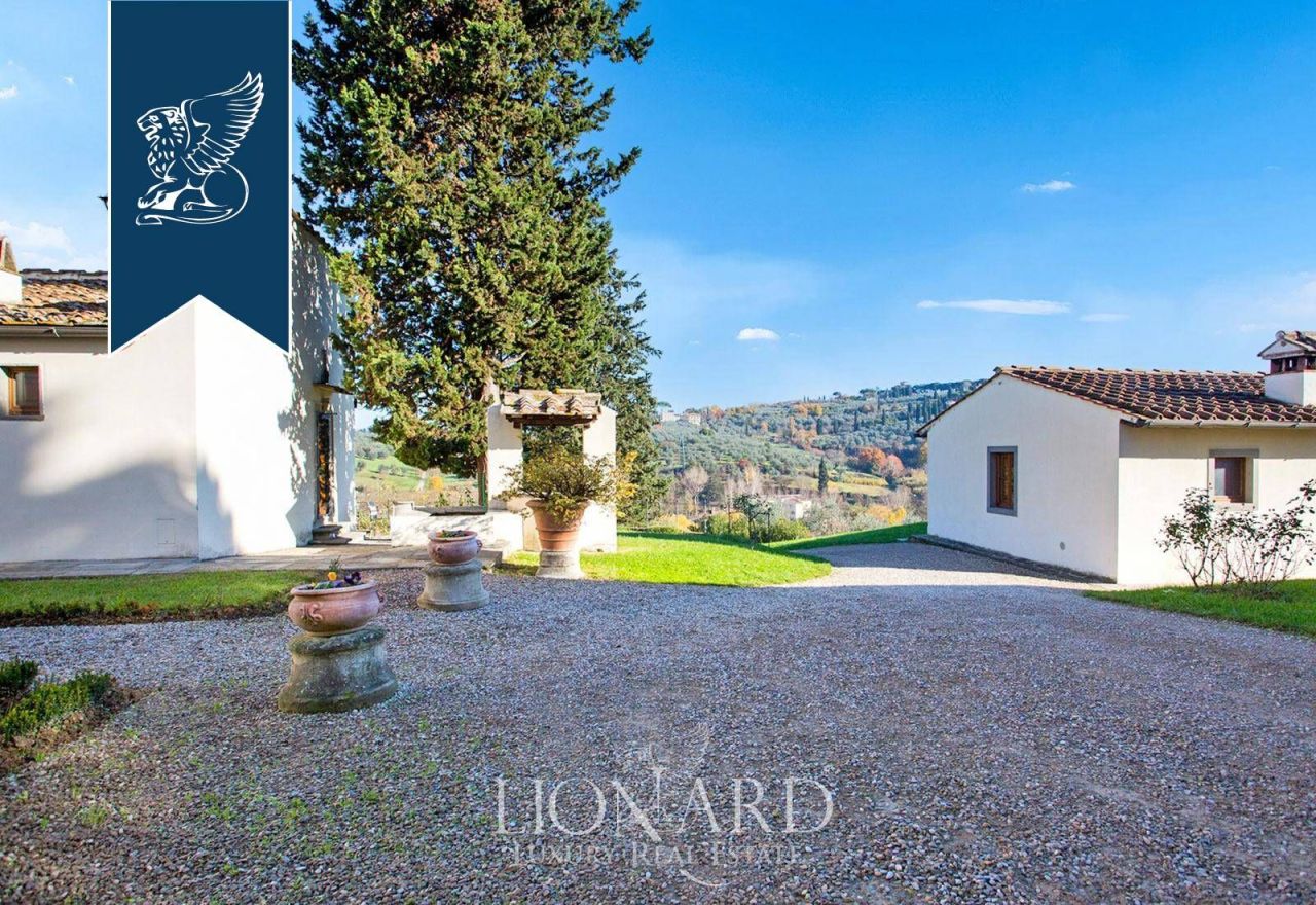 Вилла во Флоренции, Италия, 1 700 м² - фото 8