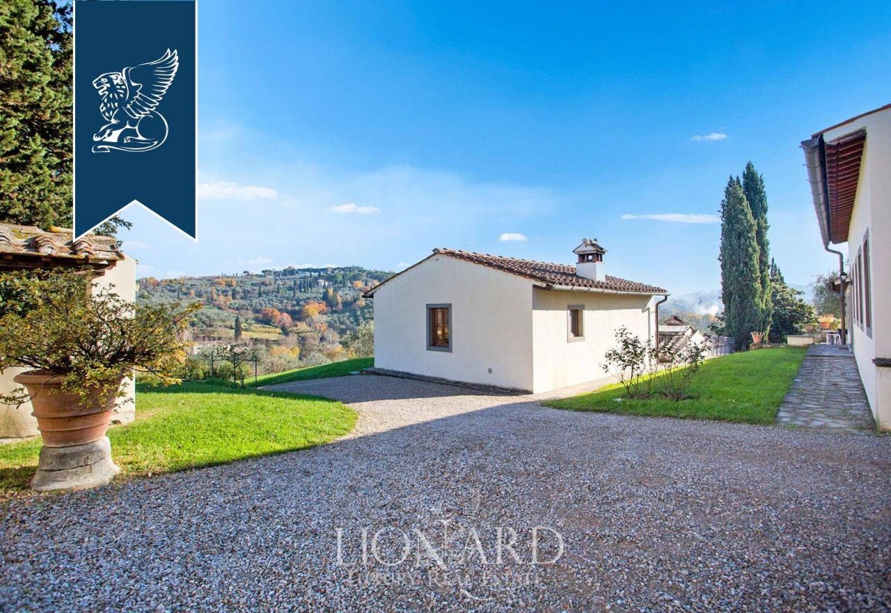 Вилла во Флоренции, Италия, 1 700 м² - фото 9