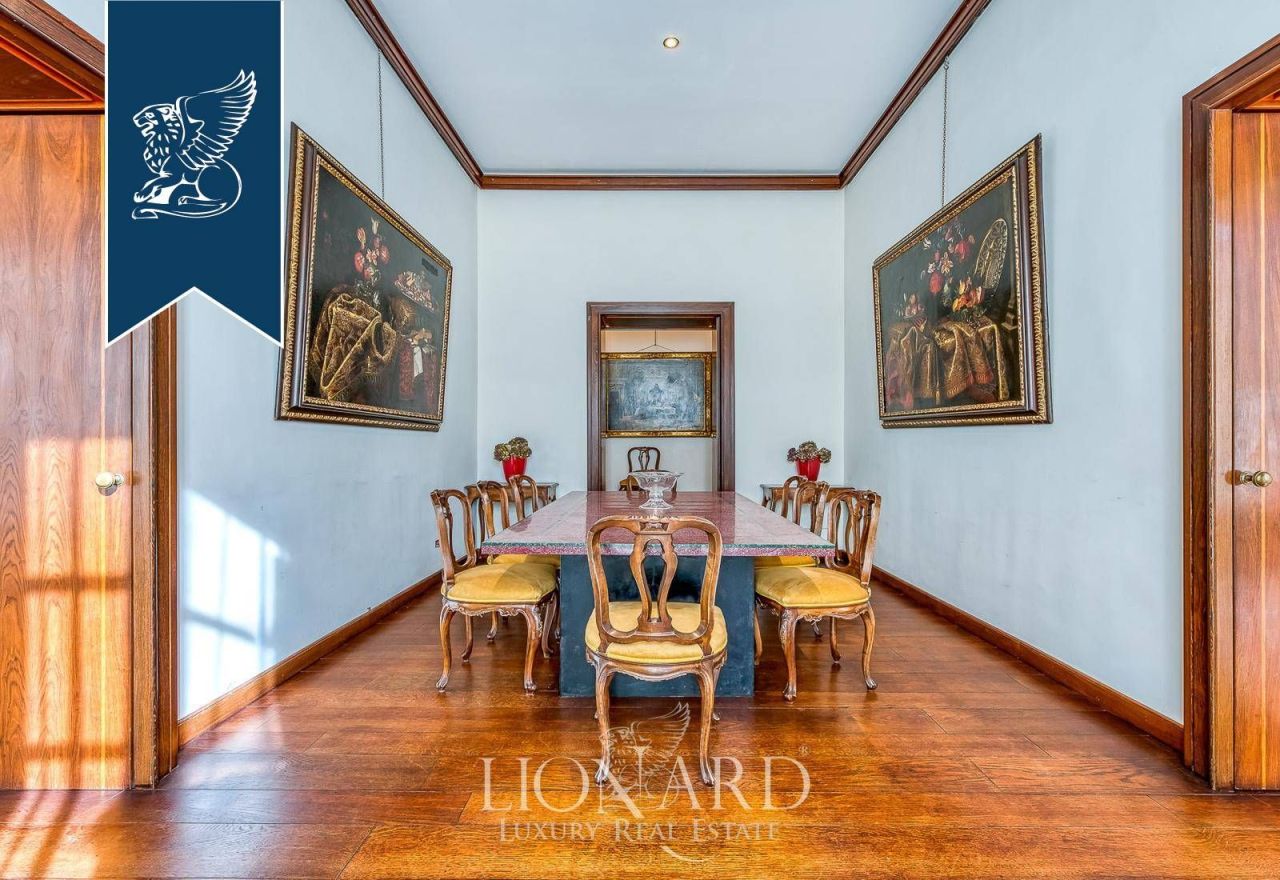 Апартаменты в Риме, Италия, 1 110 м² - фото 10