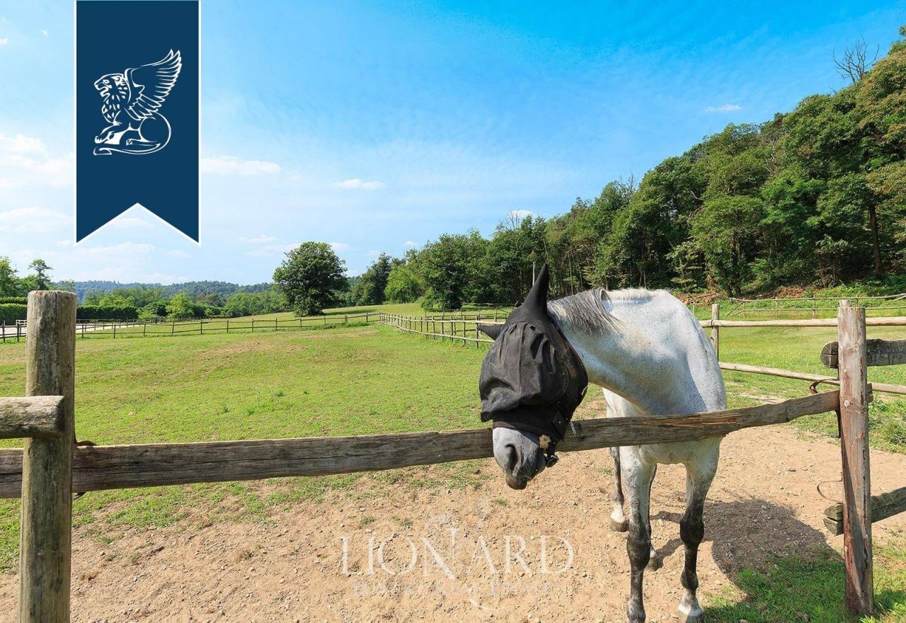 Ферма в Борго-Тичино, Италия, 800 м² - фото 12