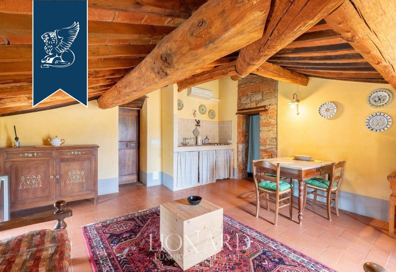 Вилла в Ареццо, Италия, 1 200 м² - фото 12