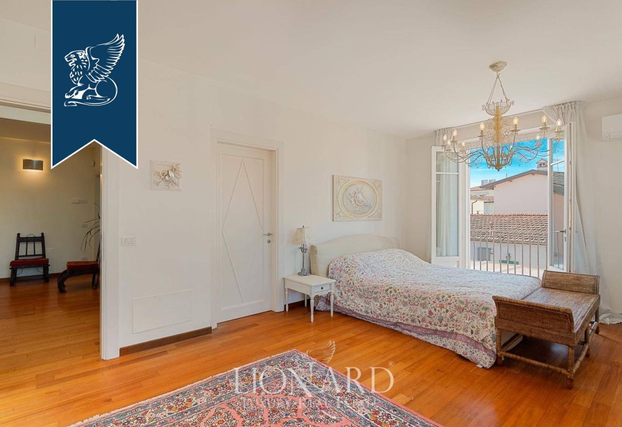 Вилла в Форте деи Марми, Италия, 550 м² - фото 13