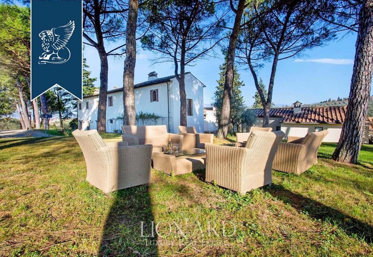 Вилла во Флоренции, Италия, 1 700 м² - фото 13