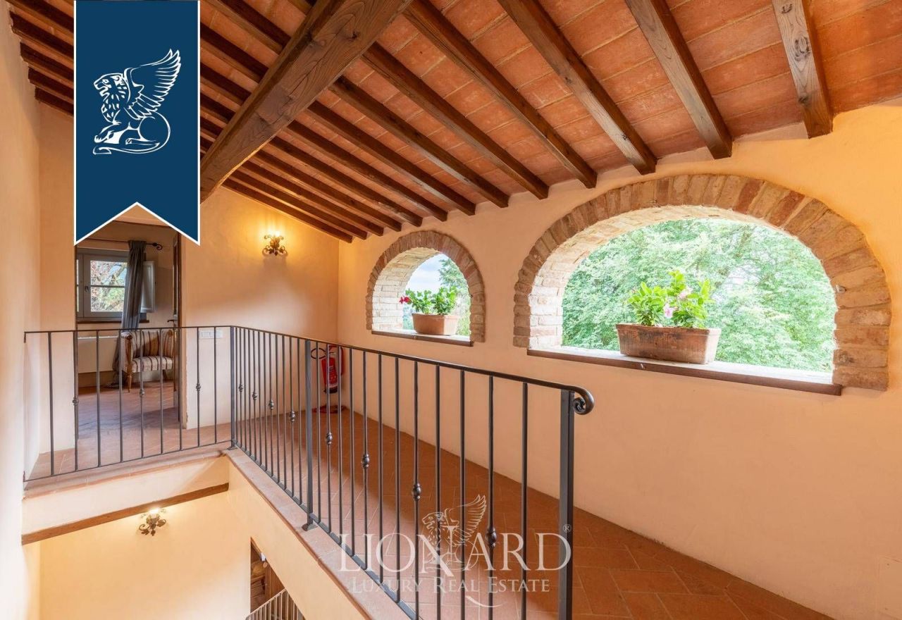 Вилла в Ареццо, Италия, 1 200 м² - фото 14