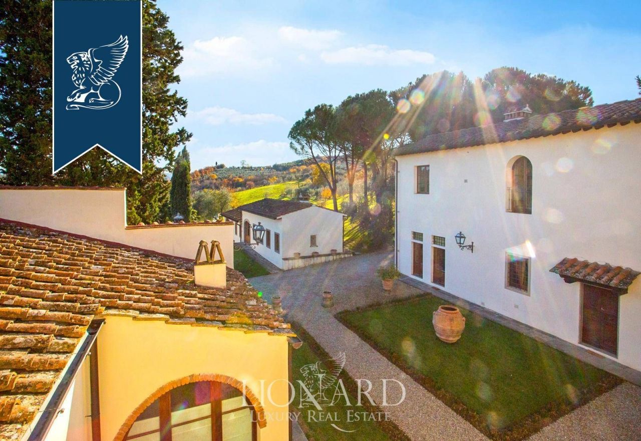 Вилла во Флоренции, Италия, 1 700 м² - фото 16