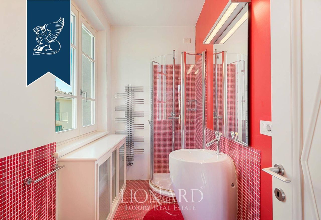 Вилла в Форте деи Марми, Италия, 550 м² - фото 18