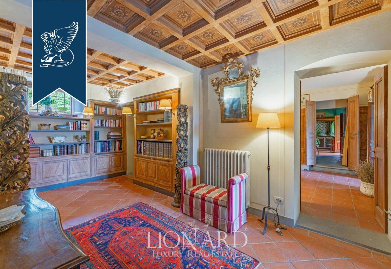 Вилла во Флоренции, Италия, 550 м² - фото 18