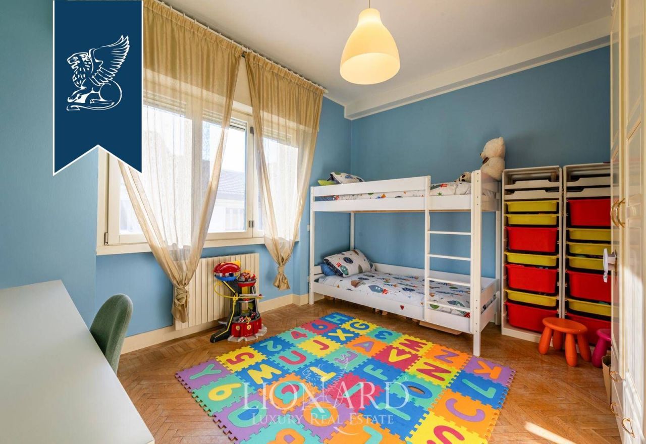 Вилла в Милане, Италия, 265 м² - фото 19