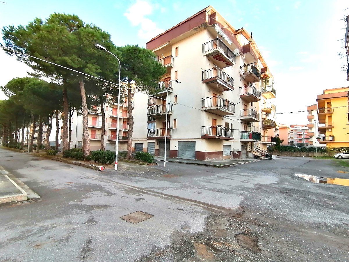 Квартира в Скалее, Италия, 45 м² - фото 8