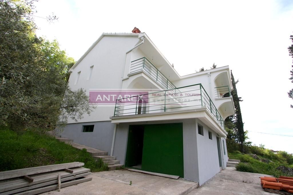 Вилла в Игало, Черногория, 331 м² - фото 3