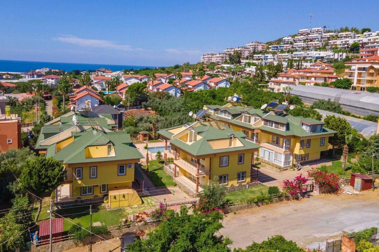 Вилла в Алании, Турция, 245 м² - фото 1