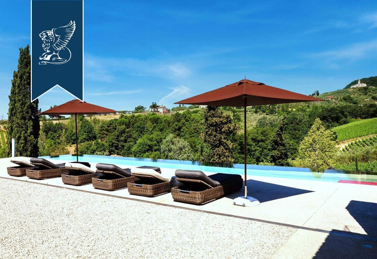 Вилла в Капаннори, Италия, 550 м² - фото 3