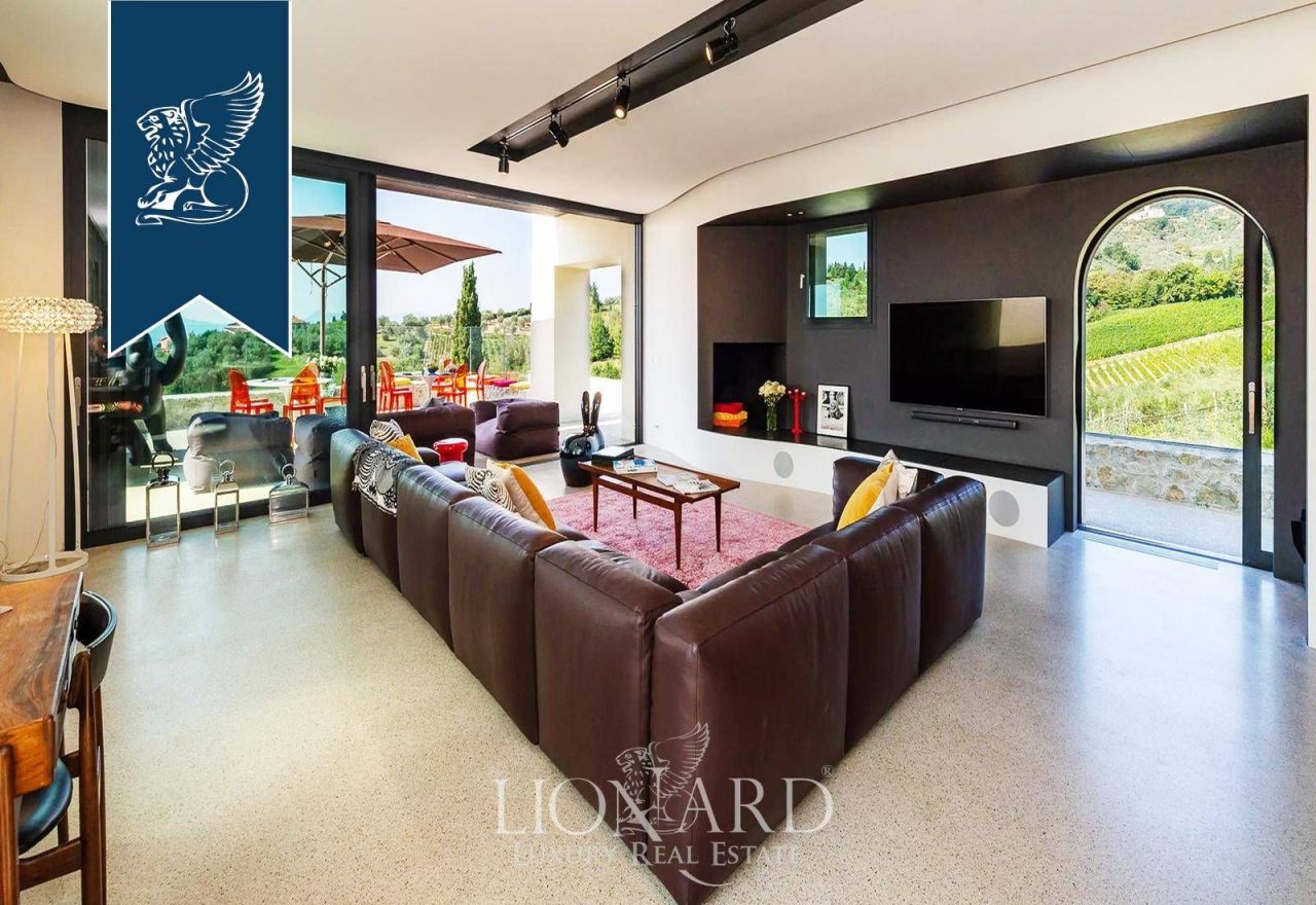 Вилла в Капаннори, Италия, 550 м² - фото 18