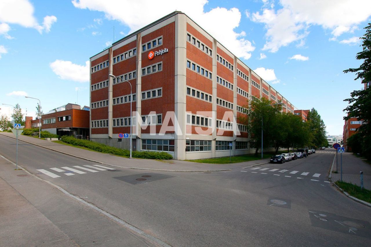 Офис в Хельсинки, Финляндия, 1 677 м² - фото 1