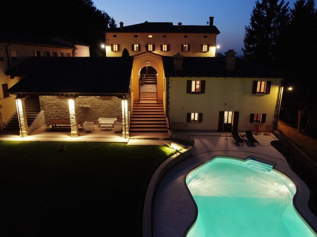 Поместье в Модене, Италия, 1 200 м² - фото 5