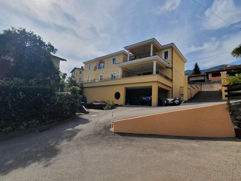 Вилла в Ловране, Хорватия, 600 м² - фото 1