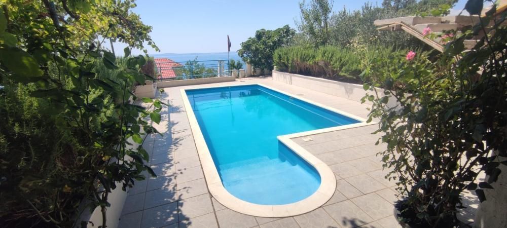 Вилла в Подстране, Хорватия, 300 м² - фото 1