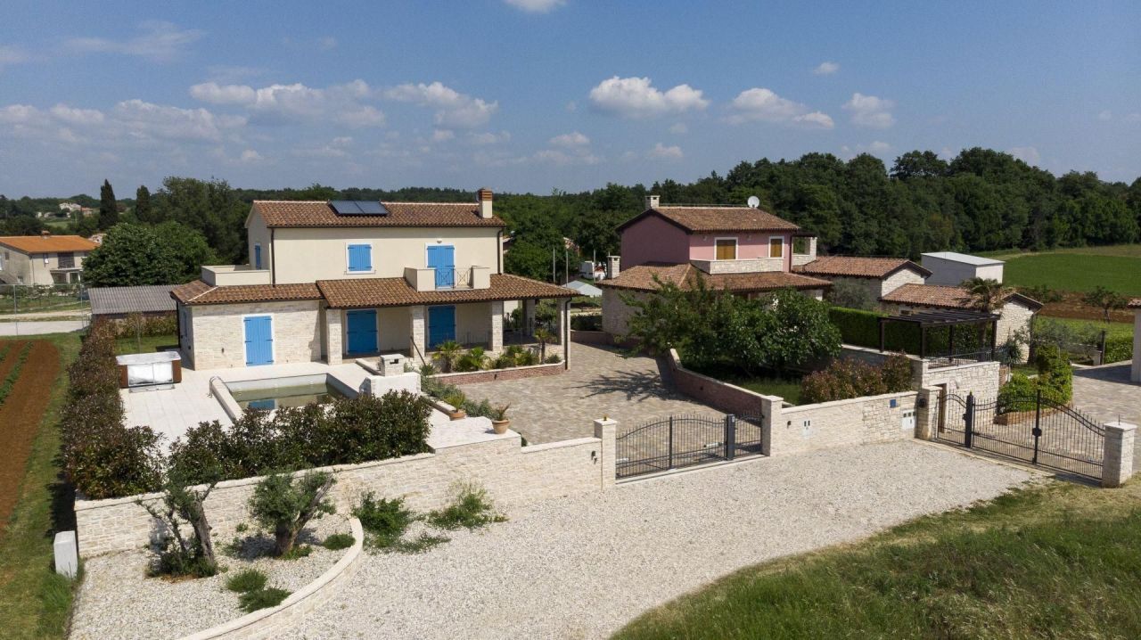 Вилла Rebići, Barban, Хорватия, 262 м² - фото 1