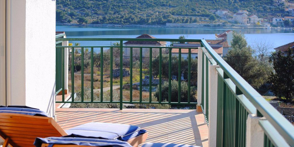 Отель, гостиница Vinisce, Хорватия, 325 м² - фото 1