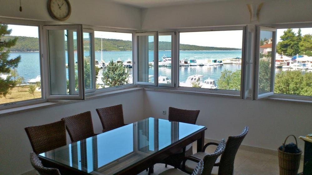 Отель, гостиница Zablace, Хорватия, 1 200 м² - фото 1