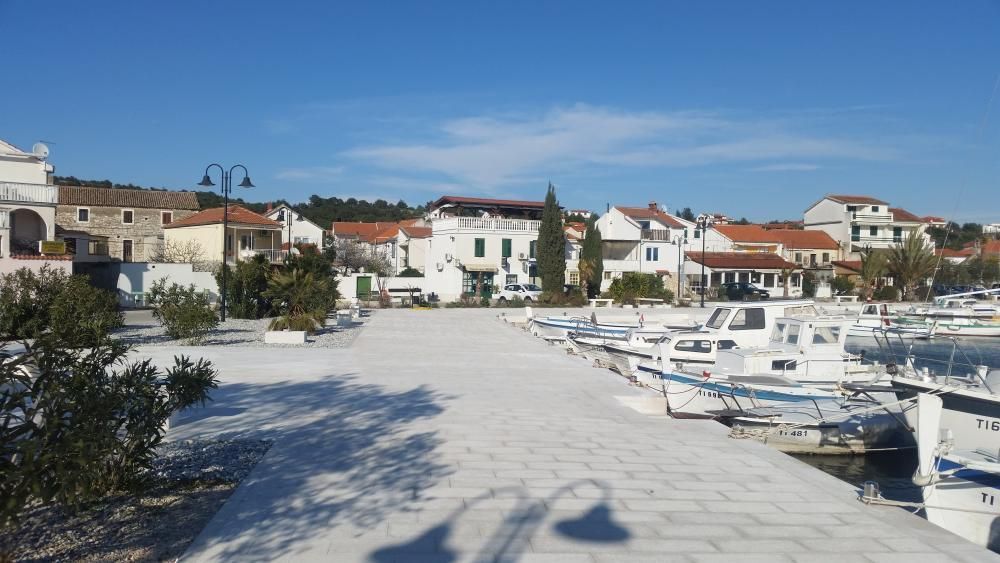 Отель, гостиница Murter, Хорватия, 250 м² - фото 2