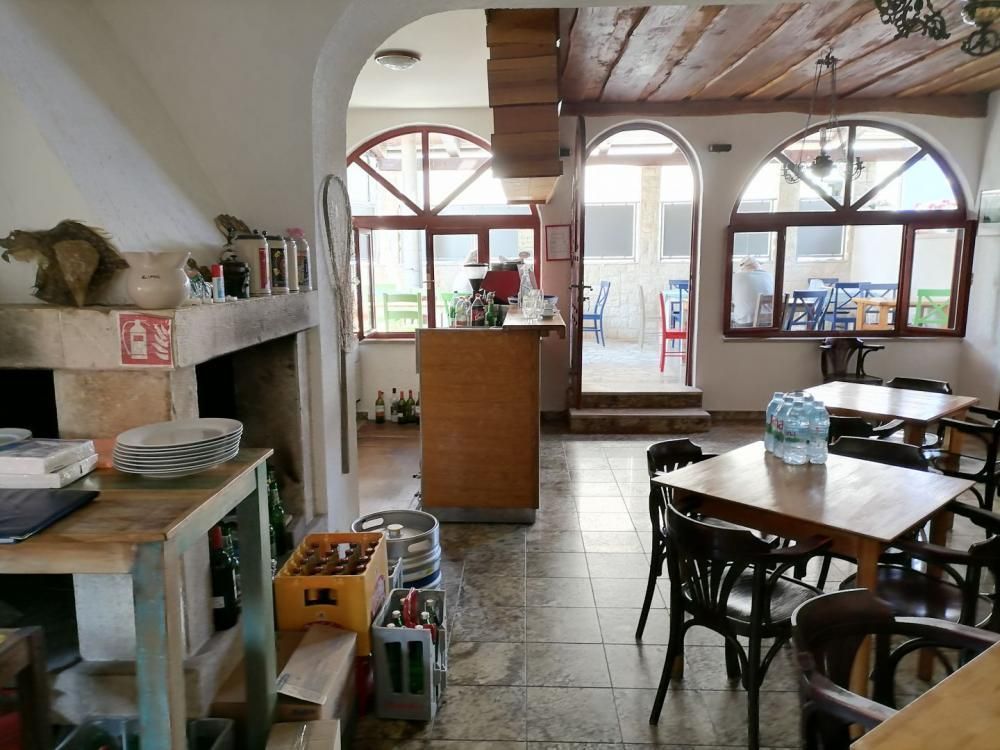 Отель, гостиница Premantura, Medulin, Хорватия, 245 м² - фото 2