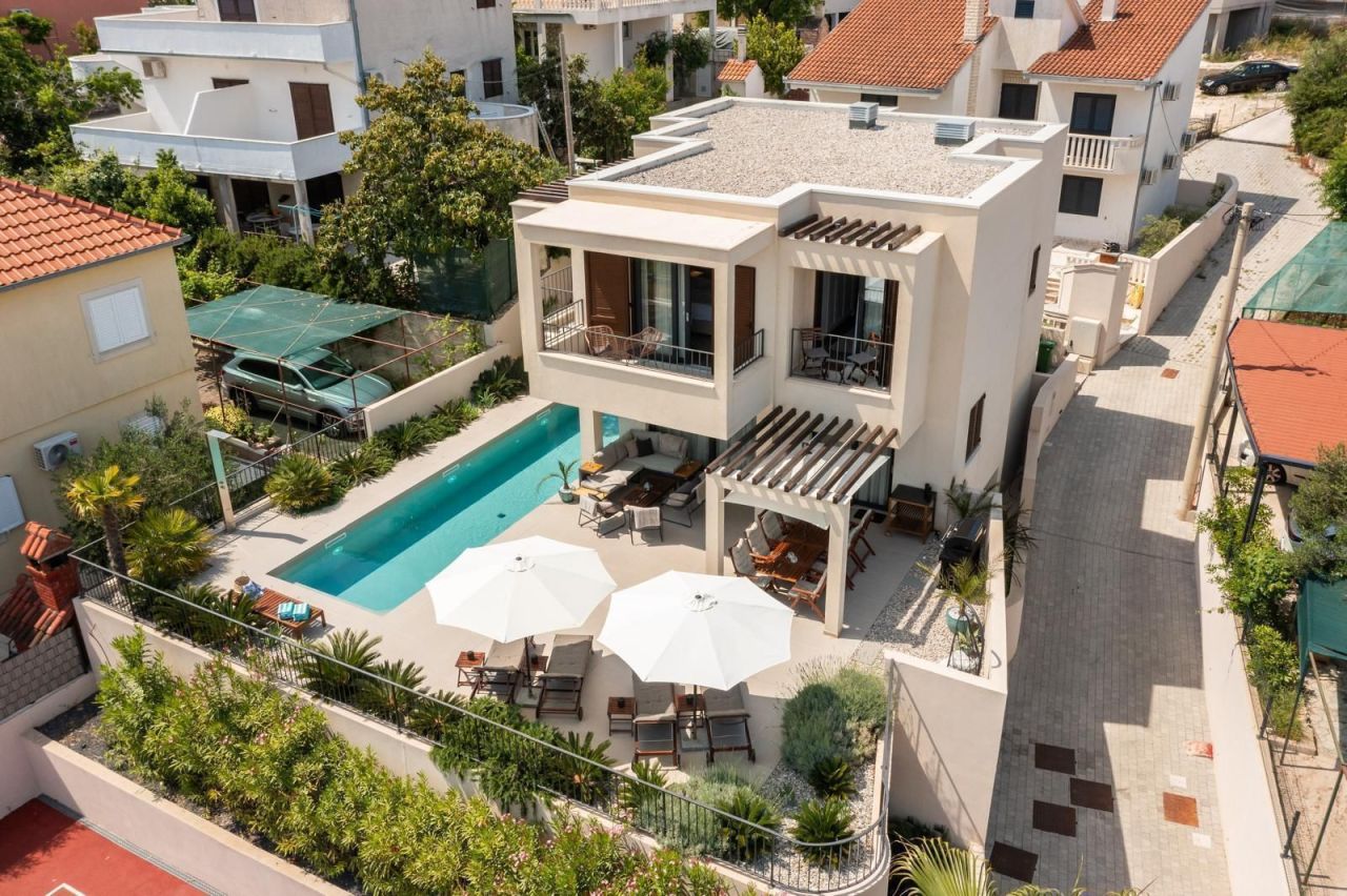 Вилла на Чиово, Хорватия, 240 м² - фото 2