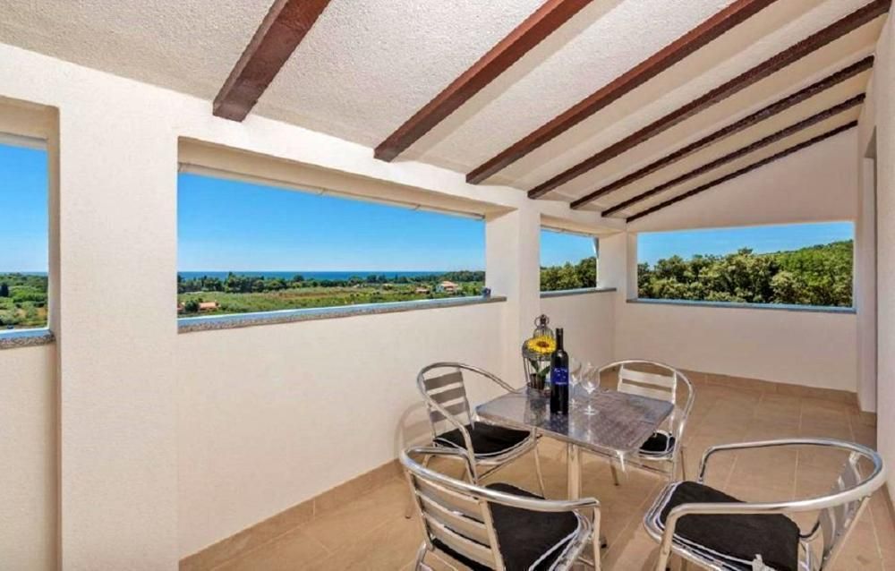 Вилла в Ровини, Хорватия, 304 м² - фото 2