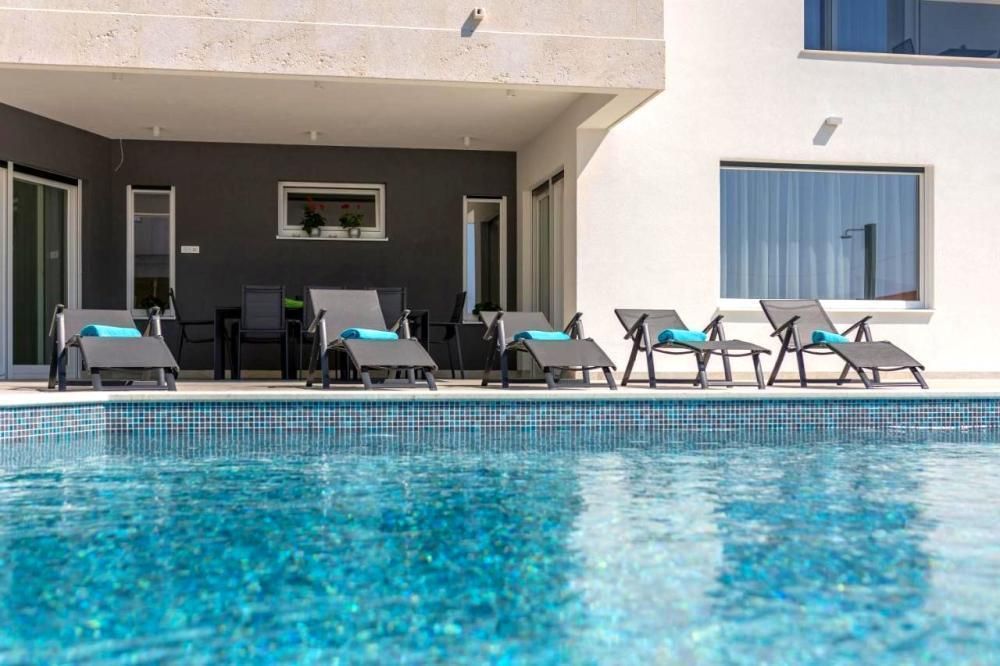 Вилла в Сплите, Хорватия, 350 м² - фото 2