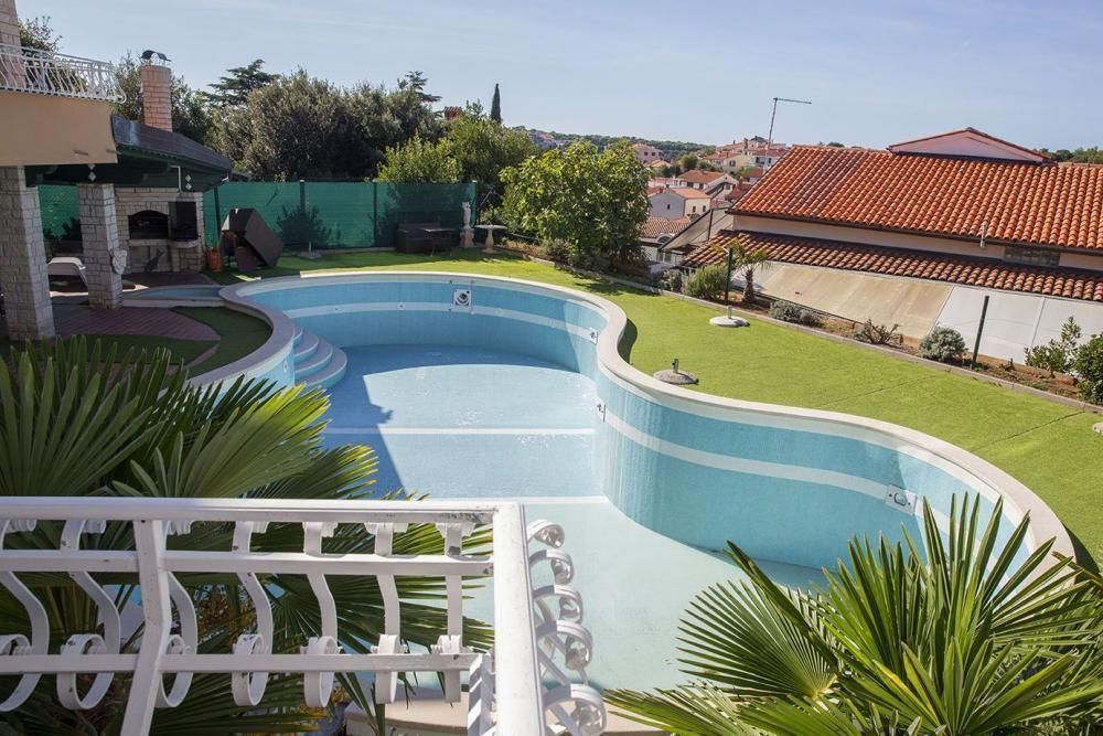 Отель, гостиница в Медулине, Хорватия, 1 000 м² - фото 3