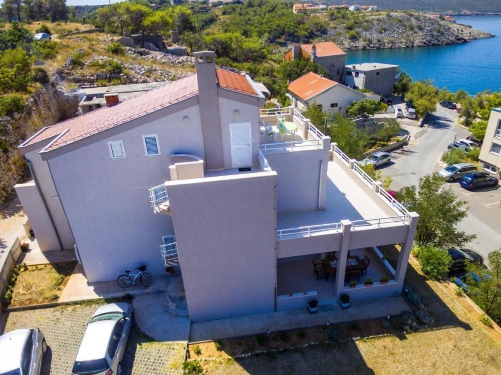 Отель, гостиница в Новиграде, Хорватия, 399 м² - фото 3