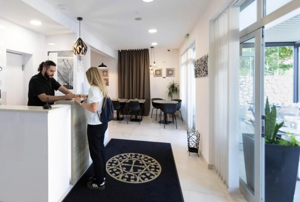 Отель, гостиница Pag, Хорватия, 1 200 м² - фото 3