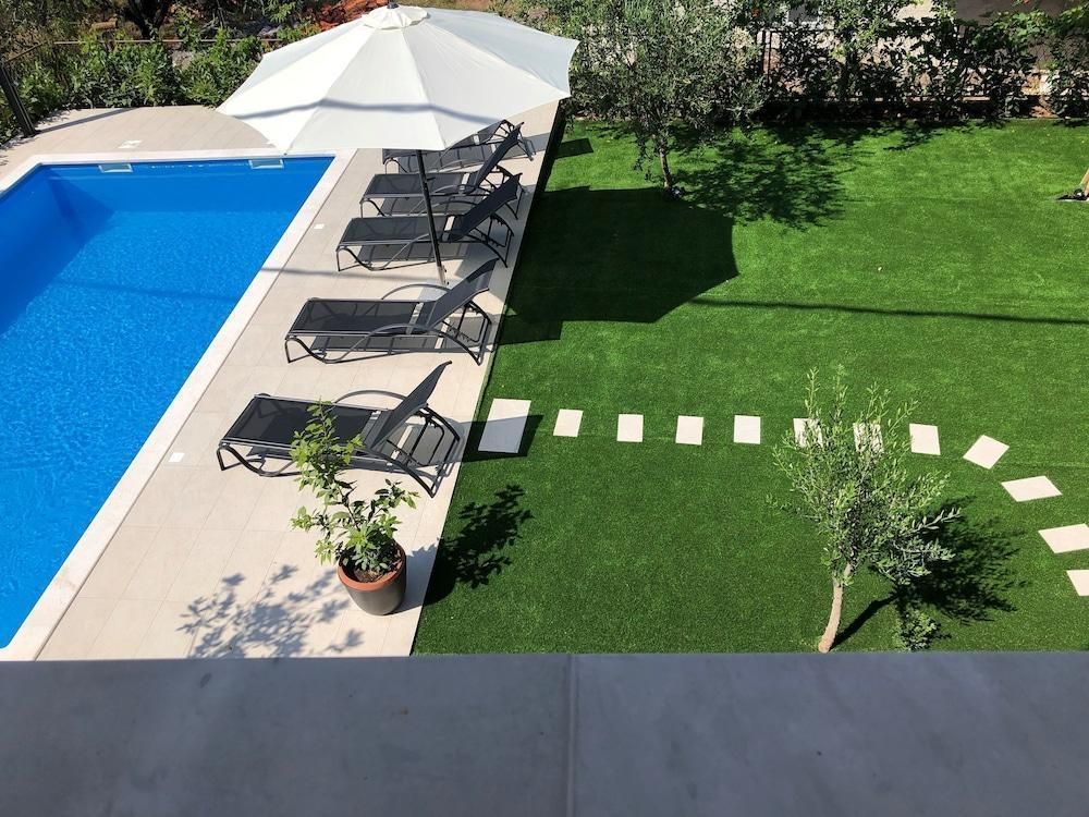 Отель, гостиница на Чиово, Хорватия, 300 м² - фото 3