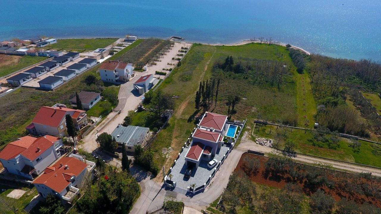 Вилла в Привлаке, Хорватия, 250 м² - фото 3