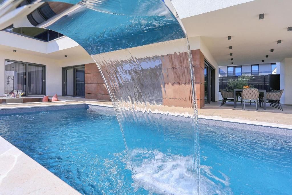 Вилла в Задаре, Хорватия, 329 м² - фото 3