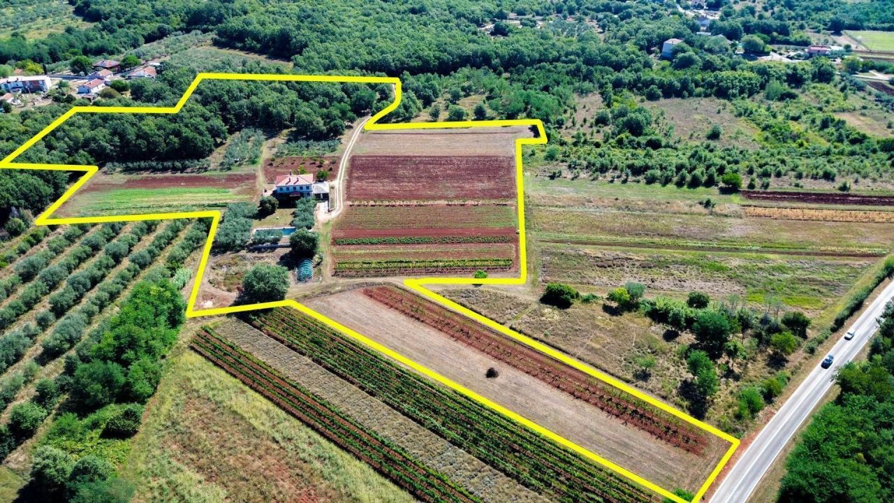 Вилла в Умаге, Хорватия, 360 м² - фото 3