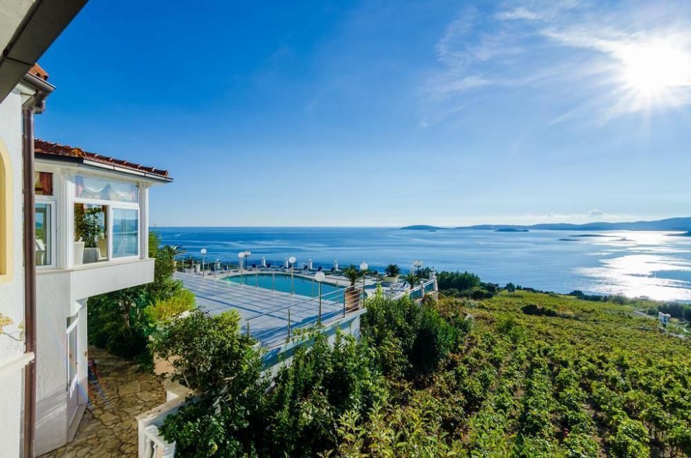 Отель, гостиница Peljesac, Хорватия, 2 400 м² - фото 4