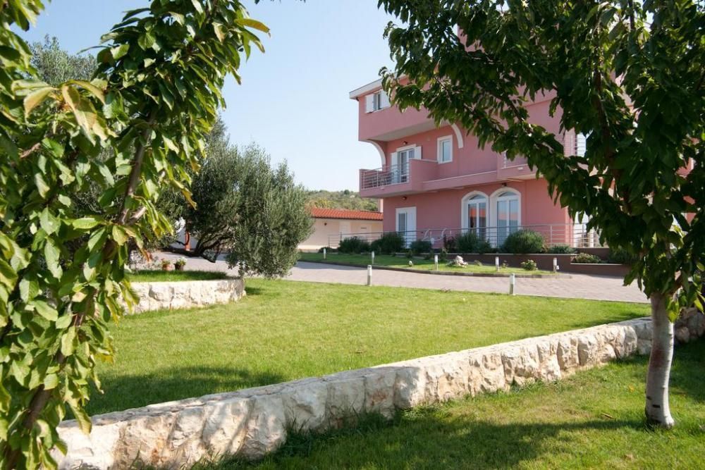 Отель, гостиница в Примоштене, Хорватия, 650 м² - фото 4