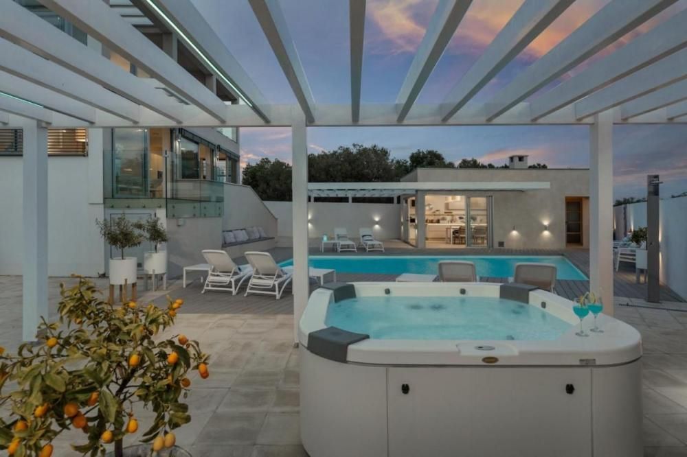 Отель, гостиница в Бибинье, Хорватия, 300 м² - фото 4