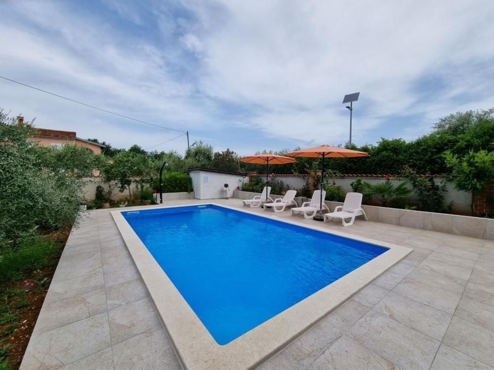 Отель, гостиница в Порече, Хорватия, 365 м² - фото 4