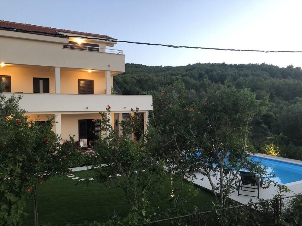 Отель, гостиница на Чиово, Хорватия, 300 м² - фото 4