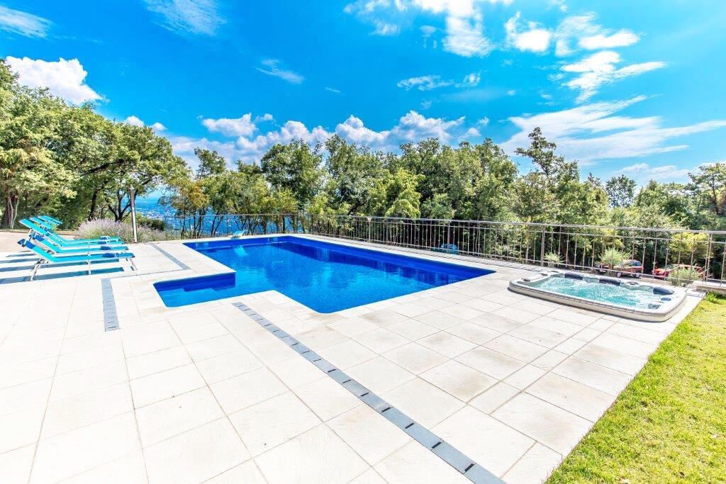 Вилла в Опатии, Хорватия, 200 м² - фото 4